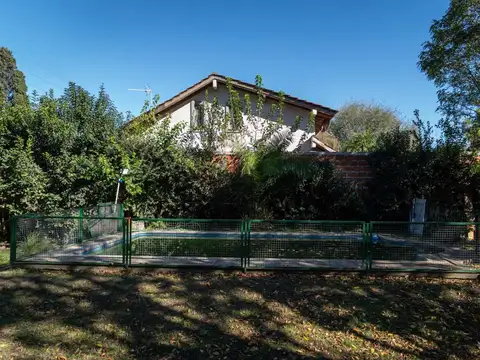 Casa en Venta con 1 cochera