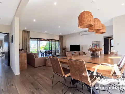 RESERVADA. Casa en venta APTA CREDITO -  San Sebastian A la laguna
