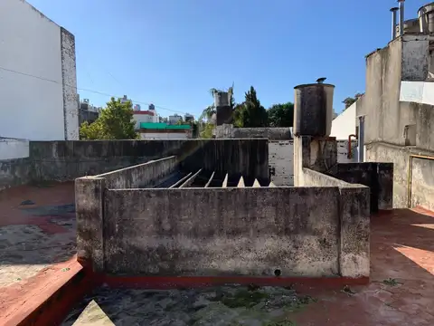 Depto Tipo Casa en Venta 42 años