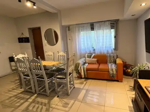 Depto Tipo Casa en Venta de 4 ambientes