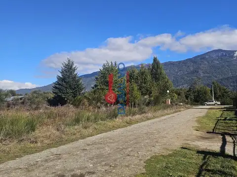 Lotes sobre ruta ingreso a Lago Puelo