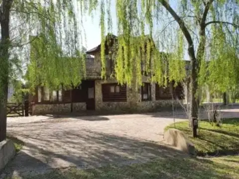 Venta de CASA cuatro dormitorios, La Plata, Haras del Sur 1