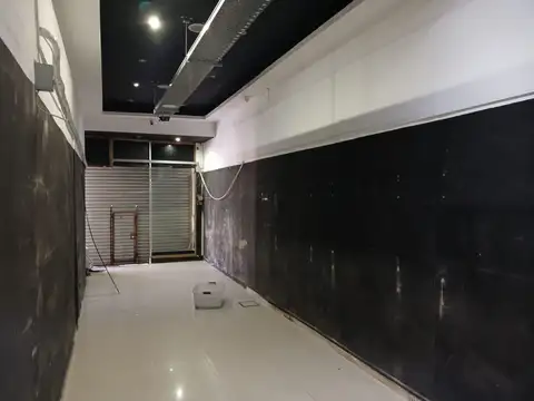 Local en Alquiler en Lanús Este, $ 2.000.000