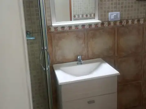Depto Tipo Casa en Alquiler al Este