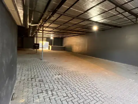 Galpon en Alquiler en Moreno, $ 2.650.000