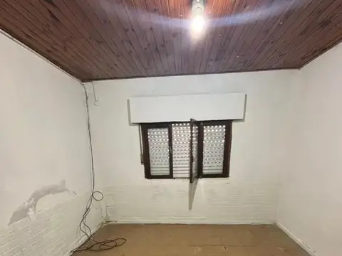 CASA EN ALQUILER 1 DORMITORIO