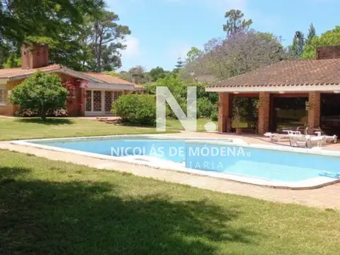 Casa en excelente ubicacion, ideal inversores.