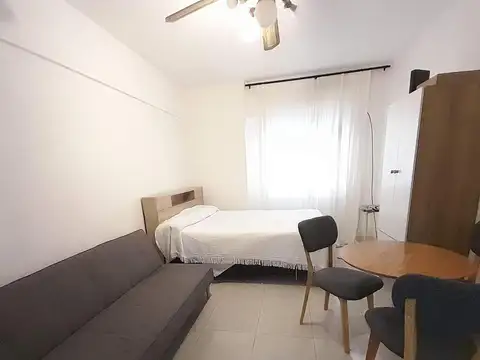 EXCELENTE DEPTO. SIN MUEBLES- EN PLANTA BAJA AL FRENTE