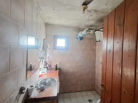 Cabaña de troncos a restaurar a 200 metros del río, Los Reartes.
