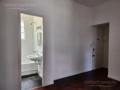 Venta Monoambiente, luminoso, vestidor, cocina completa Palermo