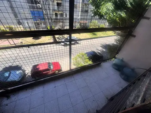 VENTA DEPARTAMENTO A REFACCIONAR 3 AMBIENTES