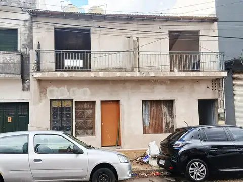 Venta monoambiente  divisible con patio 7 m2 