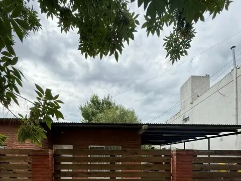 Venta casa en Los Pinos