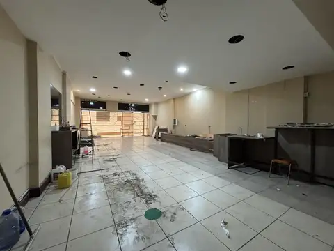 Local en Alquiler en Centro, $ 1.800.000