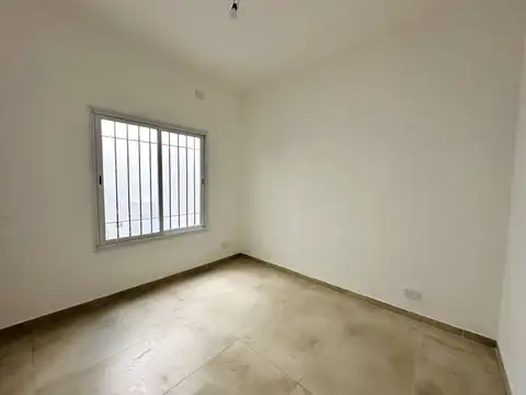 Depto Tipo Casa 2 ambientes con 2 baños