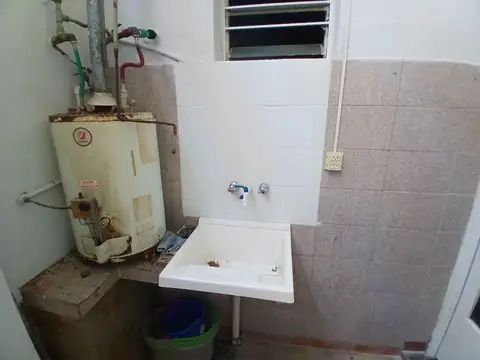 Depto Tipo Casa en Alquiler 40 años