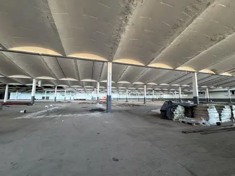 Depósito en alquiler 2900 m2 - Pompeya - Deposito Logistico