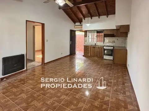 ESPECTACULAR PH AL FRENTE EN PLANTA BAJA DE 3 AMBIENTES CON PATIO Y GALERIA