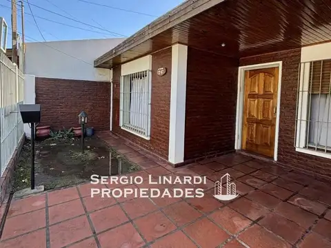 Depto Tipo Casa en Venta en Moron, USD 109.000