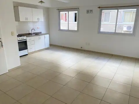 Depto en venta - 2 amb con cochera - San Andres