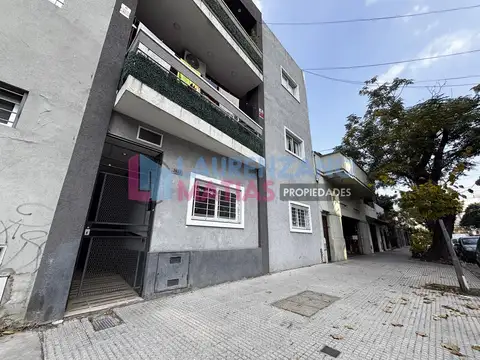 VALLEJOS  al 2600