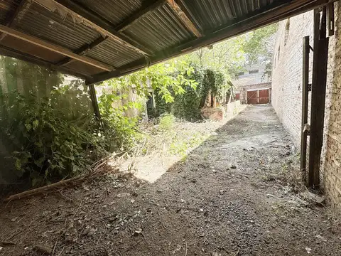 Terreno en Venta 8  mts Frente