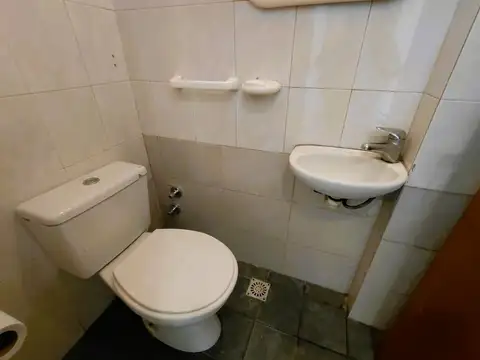 Casa en Alquiler con 1 cochera