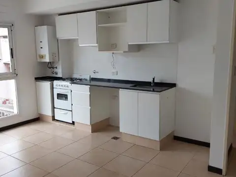 Buenos Aires 1000, Piso 8°