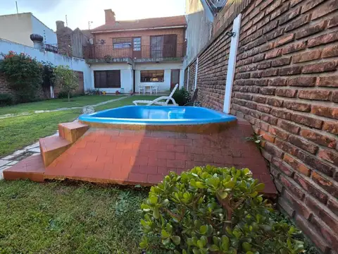 Leandro N. Alem 700