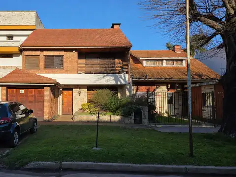VENTA CASA 5AMB QUINCHO PARQUE PILETA