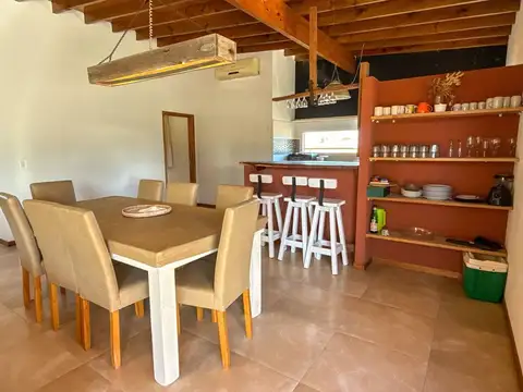 CASA EN ALQUILER TEMPORARIO - COSTA ESMERALDA
