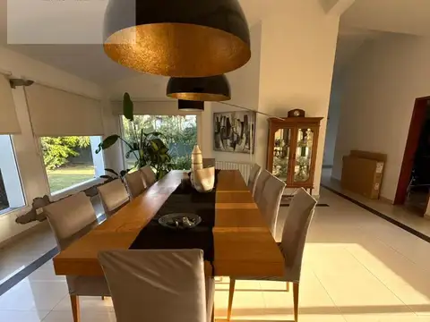 Casa en Venta al Oeste