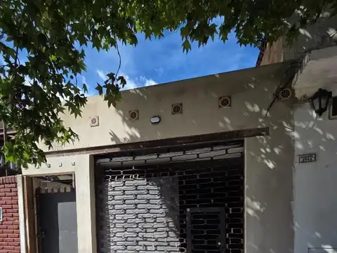 Local en Alquiler en San Justo, $ 380.000
