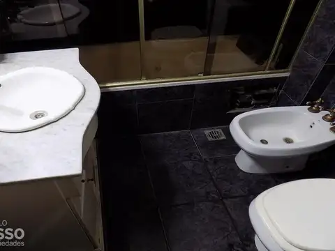 Departamento 7 ambientes con 5 baños