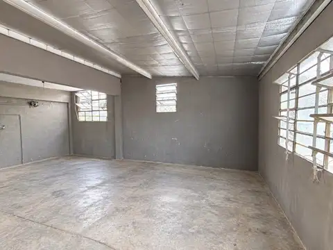Galpon en Venta en Caseros, USD 118.000