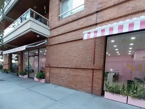 Venta Local en Puerto Madero