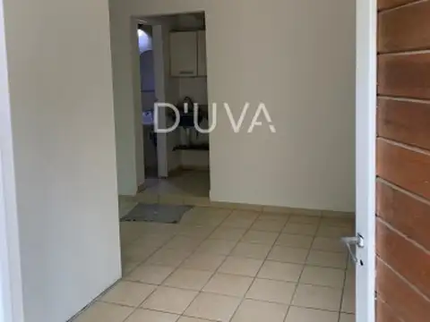 Plaza Matheu e/ Diagonal 73 y , Piso pb