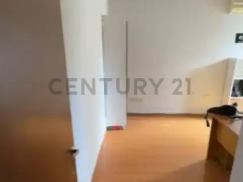 13 Esquina 49 800, Piso 0
