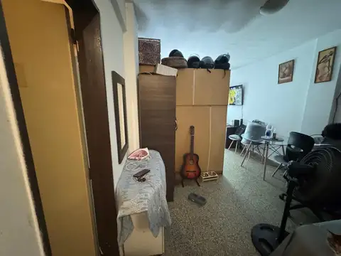 Caseros 2100, Piso 3