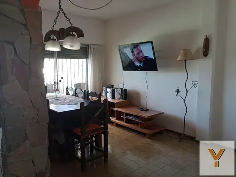 Depto Tipo Casa en Alquiler de 4 ambientes