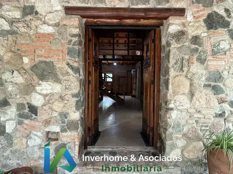 Casa 5 ambientes con 2 baños