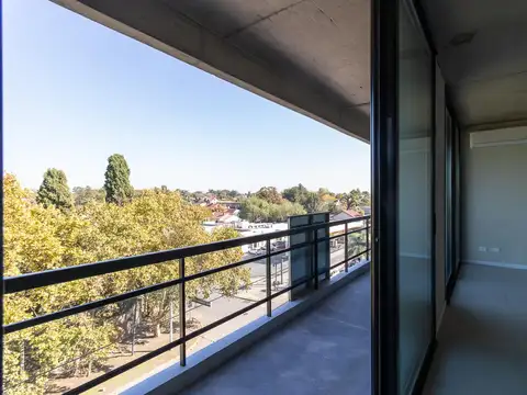 Departamento de primera calidad con vista abierta al casco de Pacheco