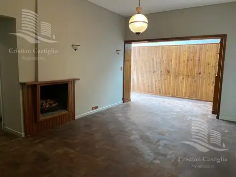 Venta / Alquiler - Departamento 3/Tres Ambientes, Patio - Centro San Fernando