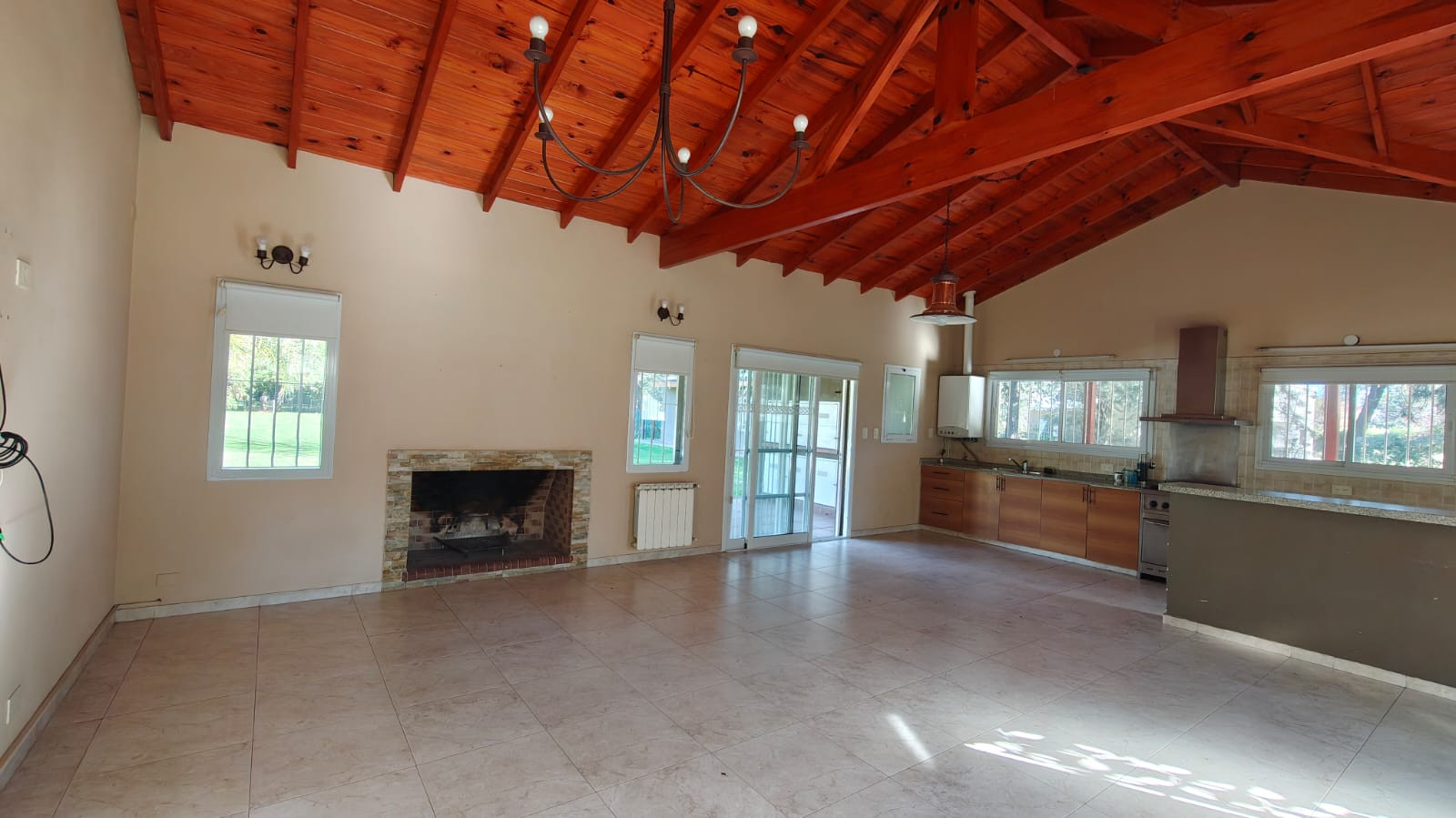 CASA EN VENTA – BARRIO SAN JORGE, LOS CARDALES