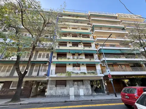 Venta Depto de Categoría  . PLAZA MISERICORDIA