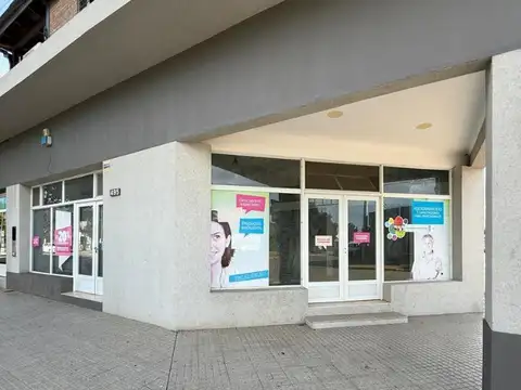 AMPLIO LOCAL COMERCIAL EN ALQUILER, ARROYO SECO!
