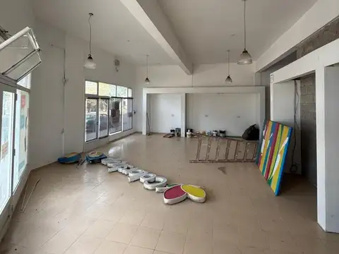 Local en Alquiler en Arroyo Seco, $ 1.100.000