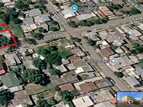 VENTA CASA PRESIDENTE DERQUI CENTRO A REFACCIONAR