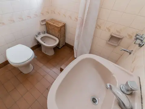Depto Tipo Casa 3 ambientes con 1 baño