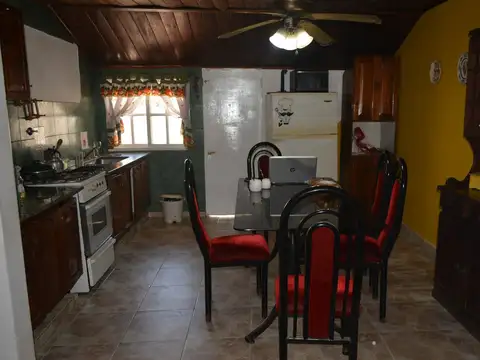 Hermoso Chalet en PH con pileta. RETASADO 
